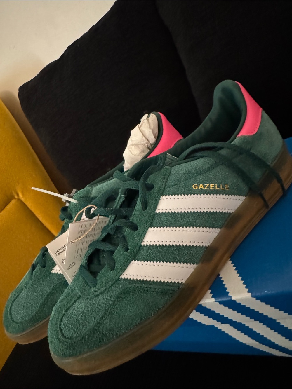 NIB adidas Womens Gazelle Suede Sneakers in Green with Pink! Size 9!